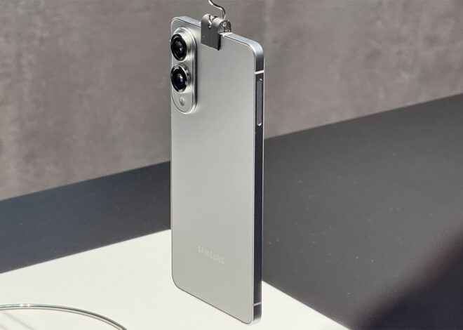 Galaxy S25 Edge bị lộ video trên tay với thiết kế mới siêu mỏng